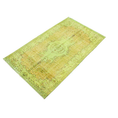 Tapis décoratif vert en laine de conception unique noué à la main des années 1980 5 pi 2 po x 8 pi 7 po