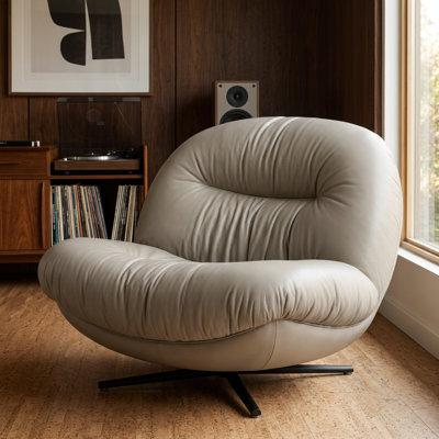 Iverique Accent Chair