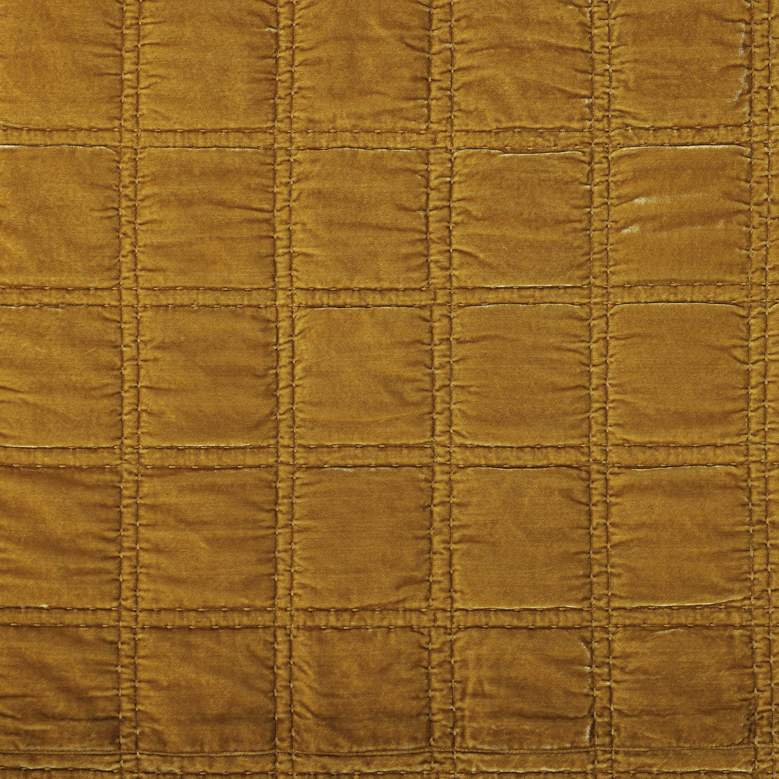 Stella Velvet Quilt Set, Queen Quilt + 2 Standard Pillowcases, Saffron
