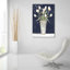 «Tulips on Navy I» par Cindy Jacobs, art mural en verre acrylique
