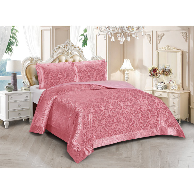 Velvet Damask Bedspread with Pillow Shams, King Bedspread + 2 Standard Shams, Pink