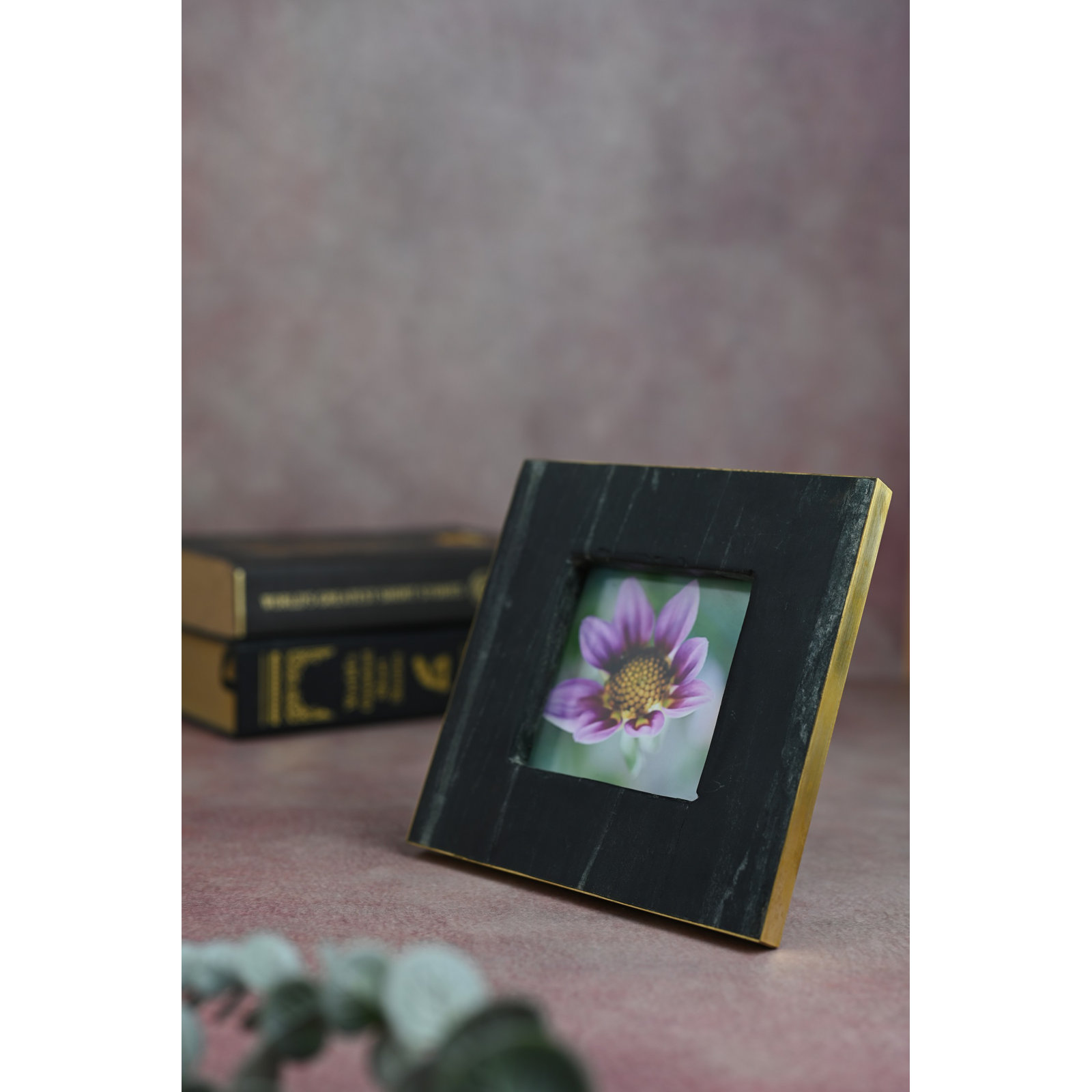 Barnesville Black Marble Picture Frame Med, 3.5" x 3.5"