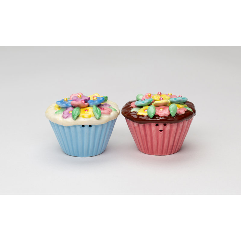 Cosmos Gifts Flower Cupcake Salt and Pepper Set