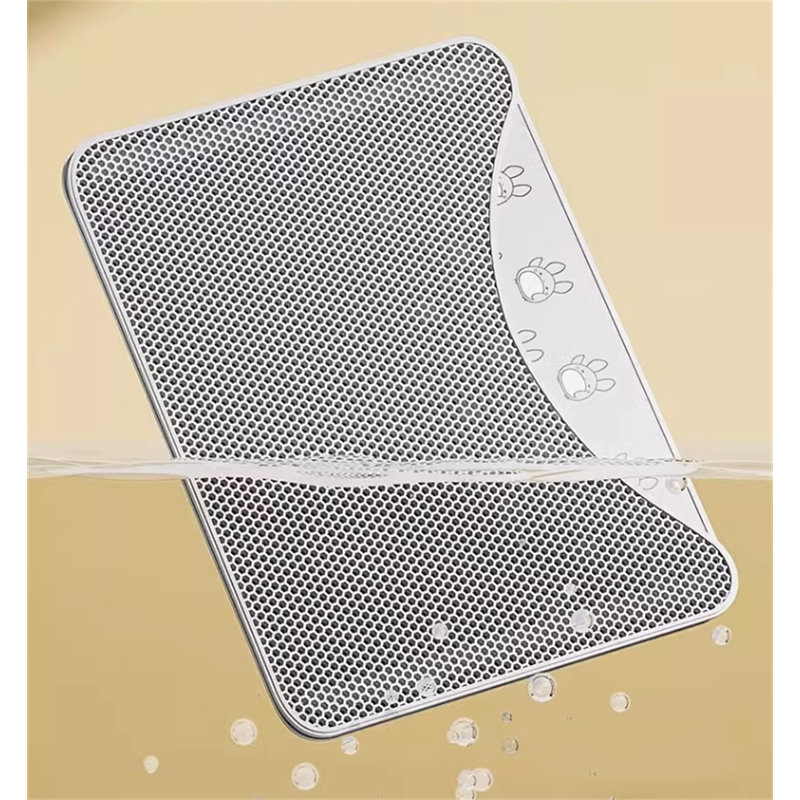 Plastic Litter Mat, 0.3" H x 29.52" W x 22.83" D