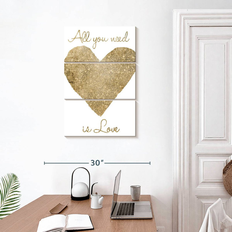 Tergel Love Is All You Need, H 32 po x l 20 po