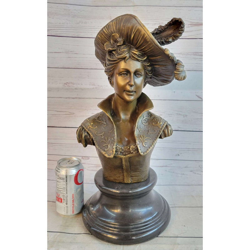 Figurines et sculptures Azema