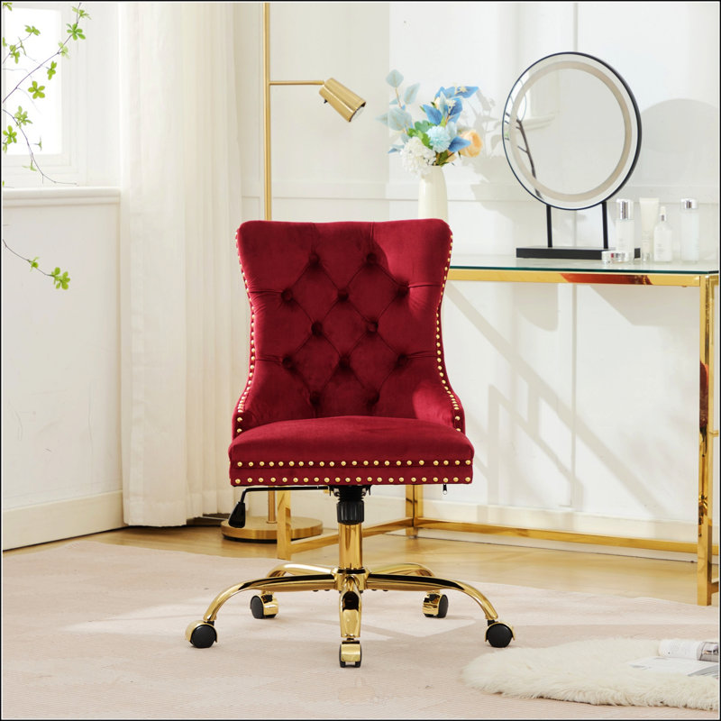Chaise de bureau moderne rembourrée en velours capitonnée avec base en métal doré, réglable et pivotante pour plus de confort et de style