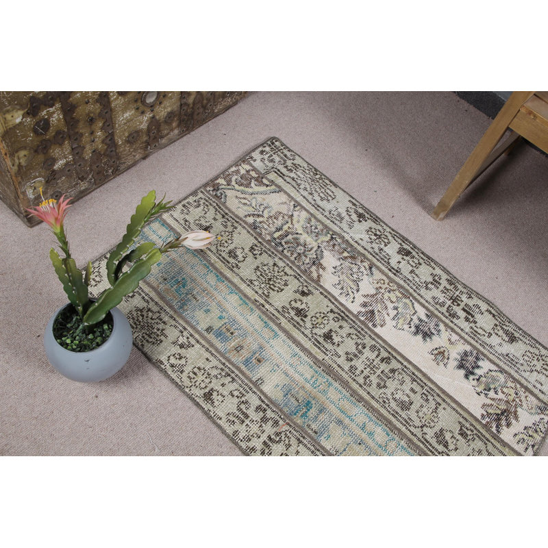 Tapis turc rétro à motif patchwork noué à la main offrant un style bohémien unique pour la décoration intérieure