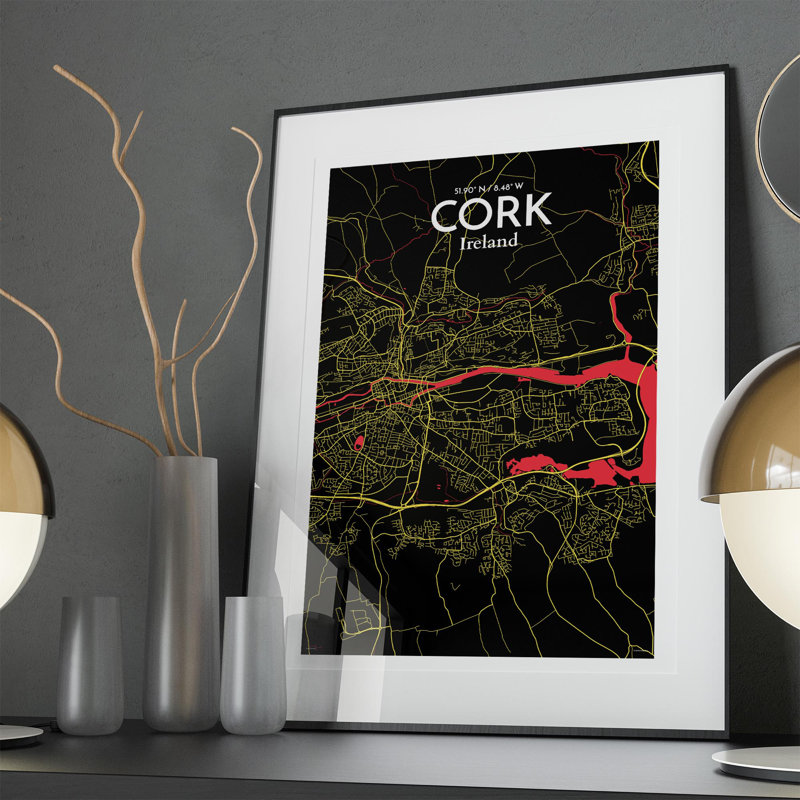 Cork City Map, impression, H 36 po x l 24 po, Noir / rouge / jaune