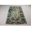 Tapis turc fait à la main avec motif géométrique unique en bleu et beige pour le salon et la chambre à coucher