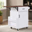 Îlot de cuisine K&K de style ferme de 100 cm avec abattant, îlot de rangement avec tablette latérale ouverte, tiroir, porte-serviettes, chariot de cuisine roulant avec roues verrouillables pour pelouse et jardin.-239401979