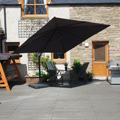Jenifer 300cm Cantilever Parasol