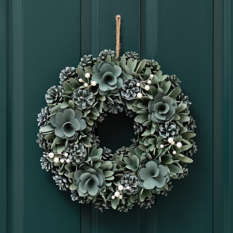 38cm Green Wood Shave Wreath with cones