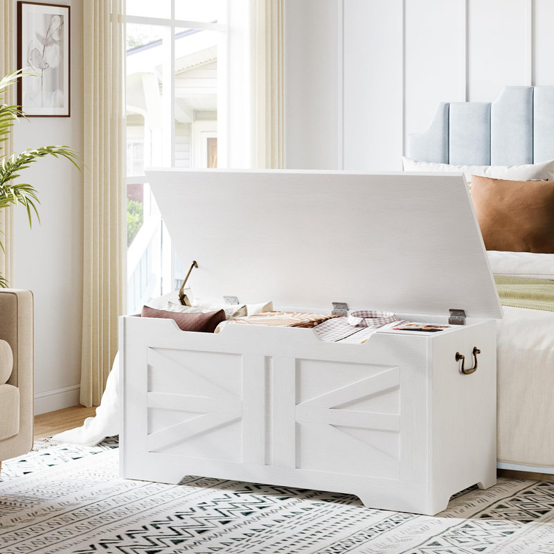 Yeremis Manufactured Wood Storage Bench with Flip Top Blanket Chest, White