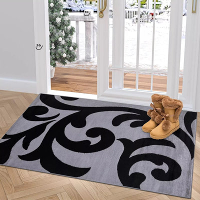 Stanwick Floral Area Rug