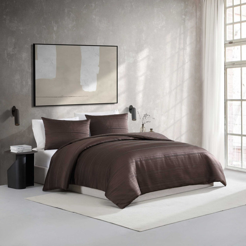 Vera Wang Illusion Lines Brown Comforter Set, King Comforter + 2 King Pillow Shams