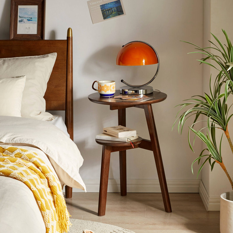 Table d'appoint 100% bois massif à 2 niveaux Table d'appoint de salon, table de chevet, table de bout ronde en bois massif, petite table d'appoint à 2 niveaux avec tablette de rangement inférieure