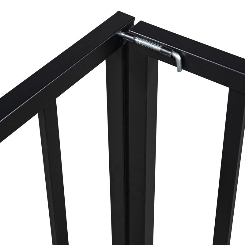 Structure de lit simple en métal - noir avec clôture et porte avec fonction robuste