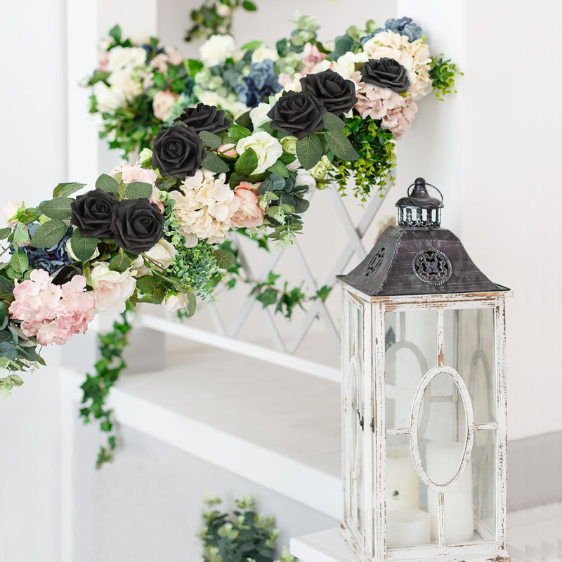 Arrangement, Black