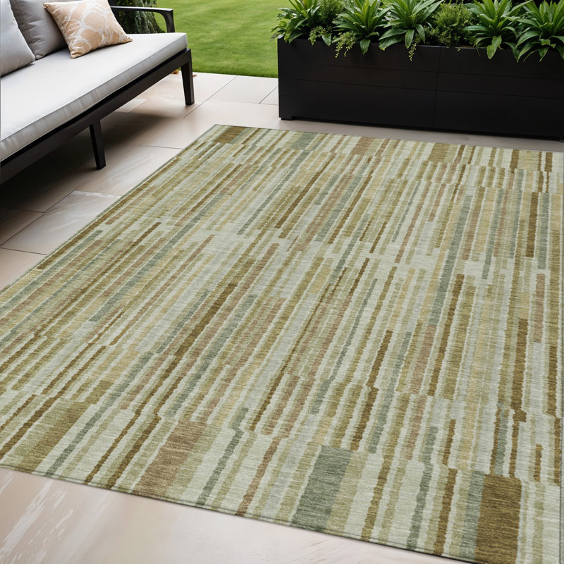 Tapis extérieur lavable rayé kaki et vert olive 5 pi x 8 pi