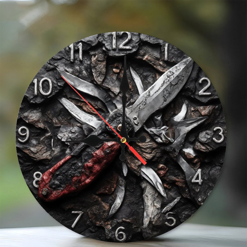 Horloge avec aiguilles de couteau de poche