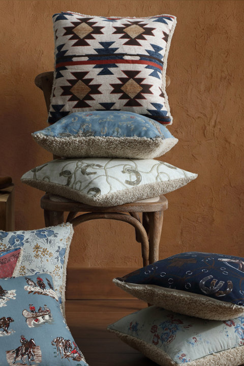 Throw Pillows