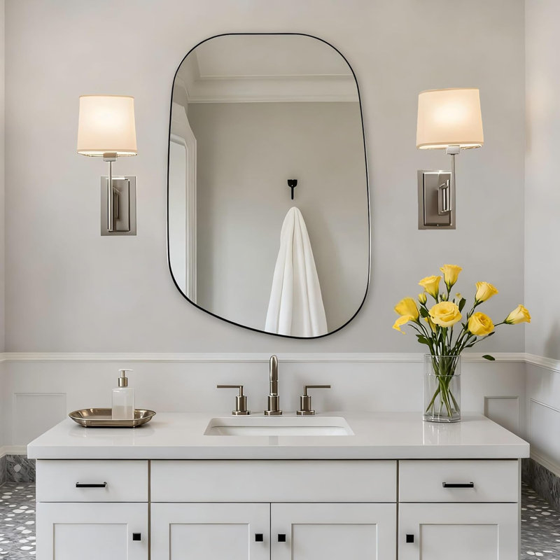 Miroir de salle de bain Huldrik Cadre en acier inoxydable, Nickel brossé, 32 po x 24 po