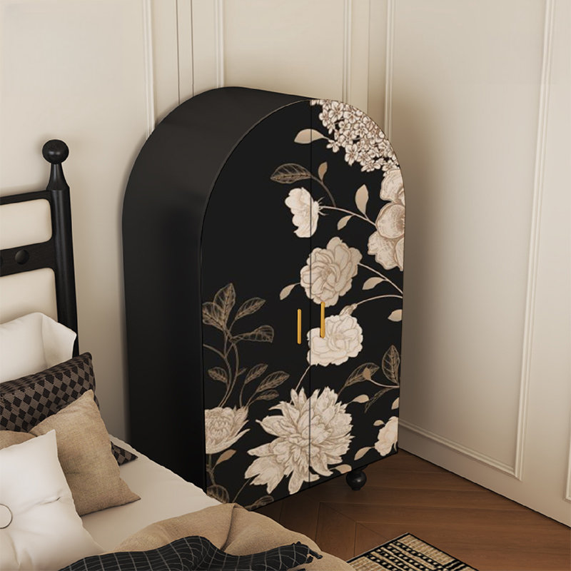 Armoire arquée avec tablettes et portes