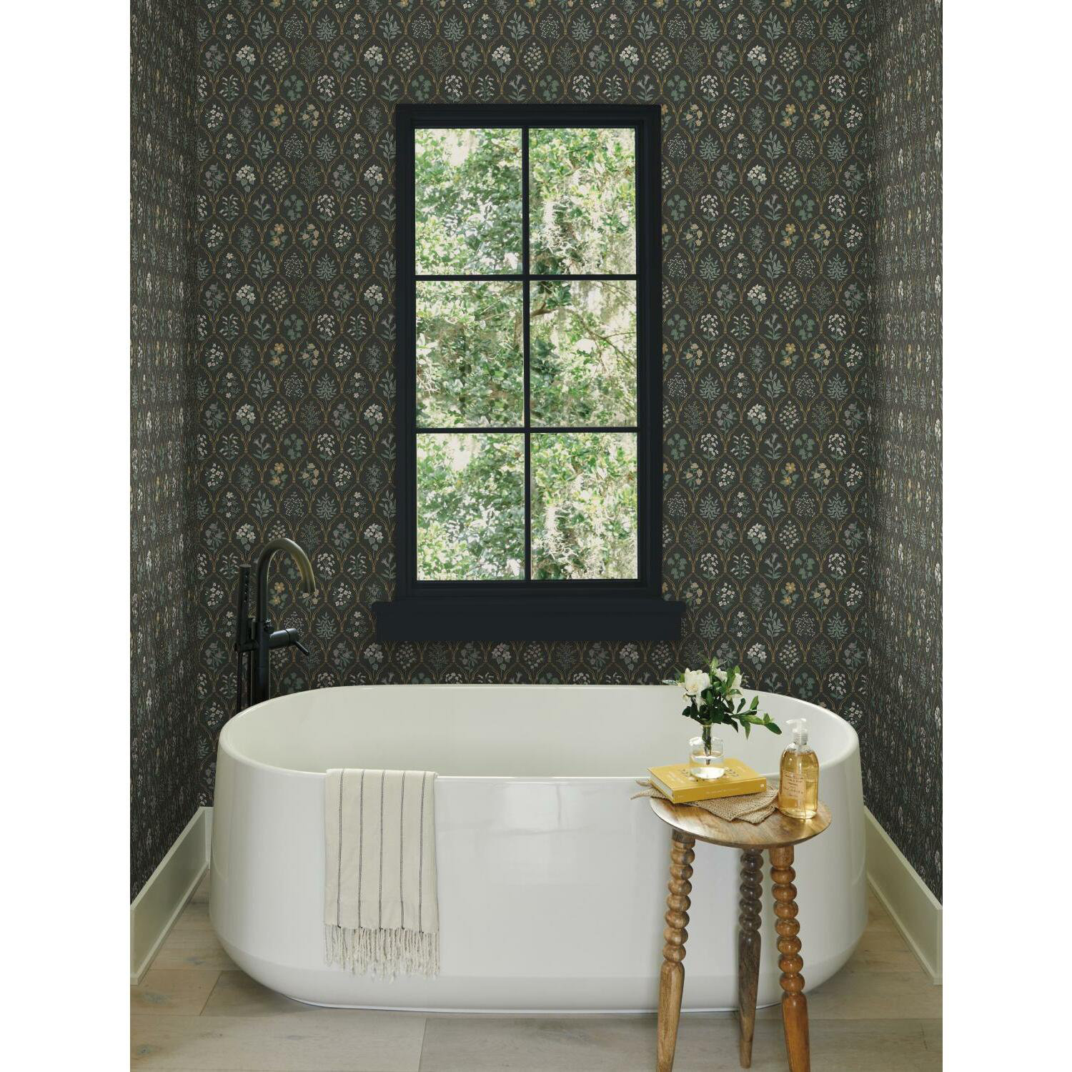 Hawthorne Wallpaper Roll, Black/Cream