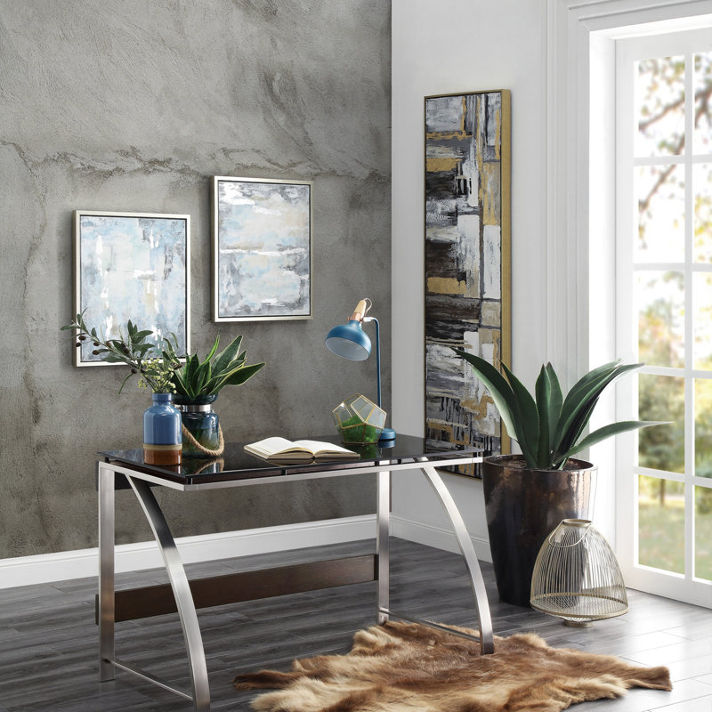 Bureau d'écriture avec plateau en verre de conception moderne avec structure en acier inoxydable, parfait pour le bureau à domicile et les petits espaces
