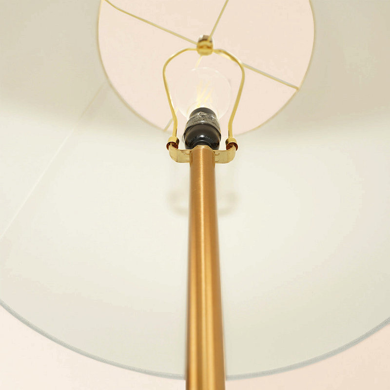 Lampe sur pied céleste moderne avec table d'appoint en laiton avec grand abat-jour blanc