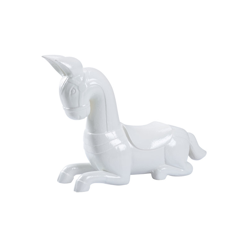 Figurine majestueuse