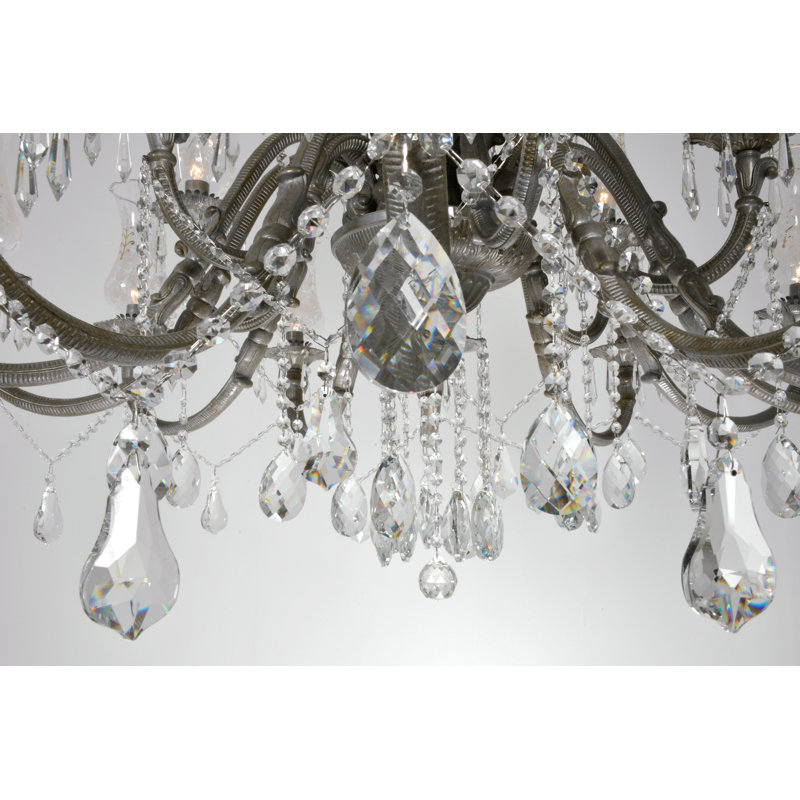 Lustre traditionnel / classique à 8 lumières Kawon