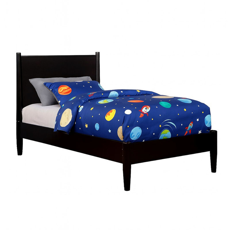 Lit simple moderne de style Mid-Century noir avec plateforme, ensemble de lattes, pieds fuselés ronds et aucun sommier requis pour la chambre à coucher