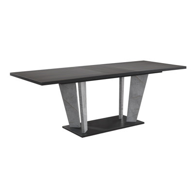 Extendable Oval Dining Table
