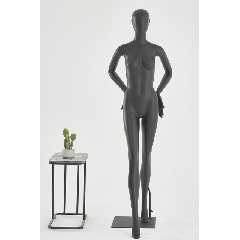 Altoria People Statue, Black