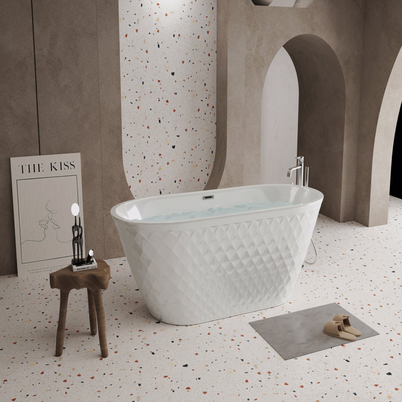 Baignoire autoportante en acrylique avec motif à losanges unique: forme ovale spacieuse, finition blanc brillant, trop-plein chromé et bonde escamotable
