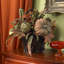 Arrangement floral mélangé dans un vase