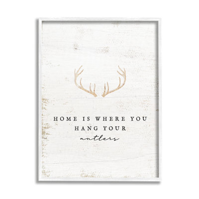 «Where You Hang Your Antler», encadré sur bois par Lil 'Rue, impression