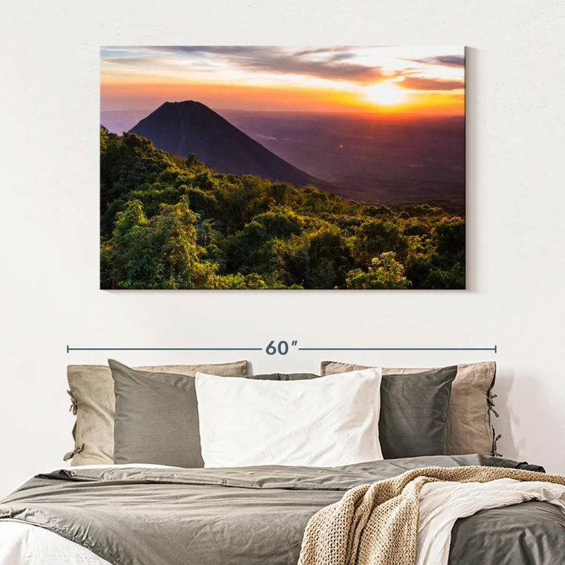 Harpa Cerro Verde Volcano, 34" H x 51" W