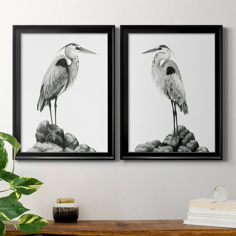 Shoreline Heron in B&W I, reproduction encadrée de qualité supérieure - prête à être accrochée, H 30,5 po x l 45 po x P 1 po