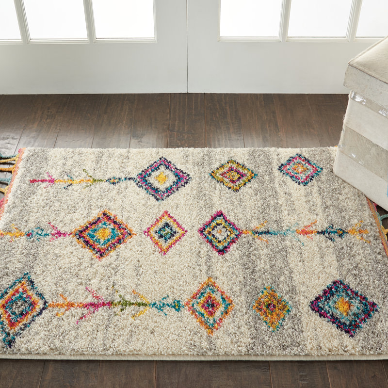 Tapis crème Lucina Tribal Bohemian, Rectangle 2 pi 2 po x 4 pi