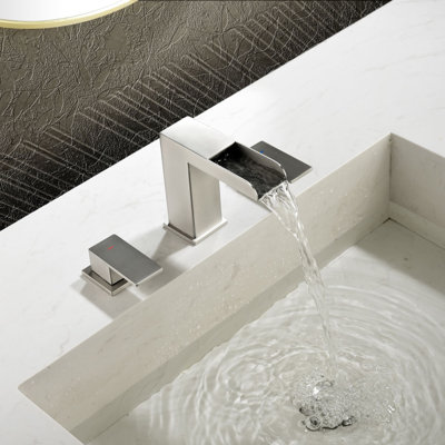 2-handle Bathroom Faucet with Drain Assembly