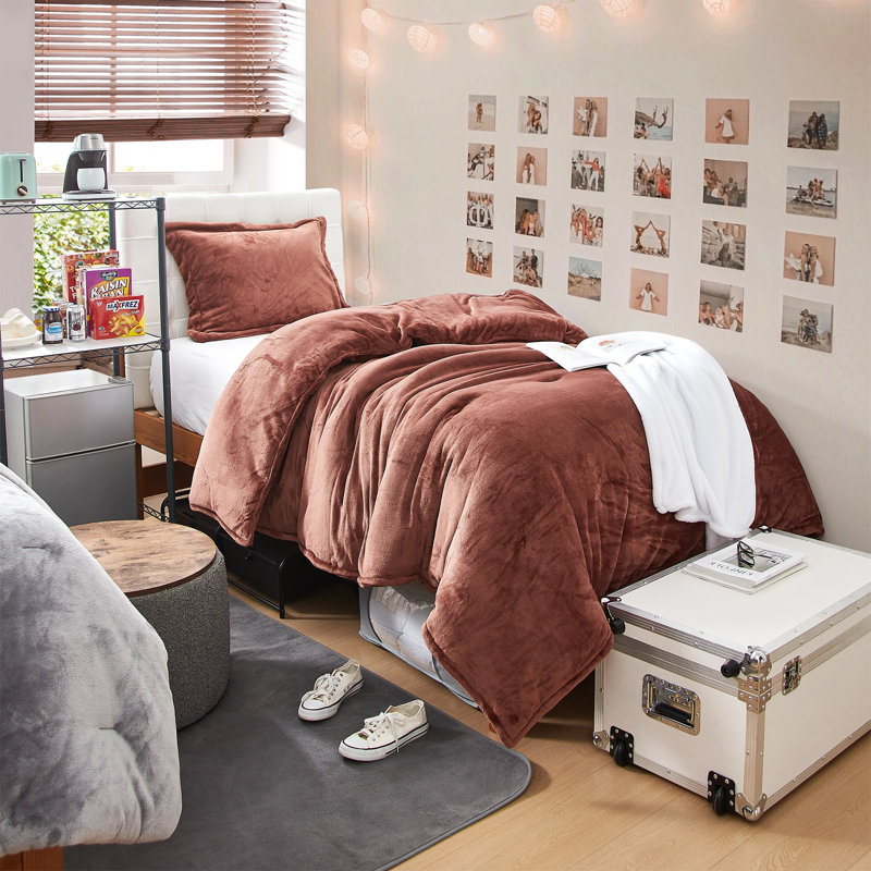 Ensemble de literie surdimensionné Coma, Édredon pour grand lit + 2 taies décoratives sta