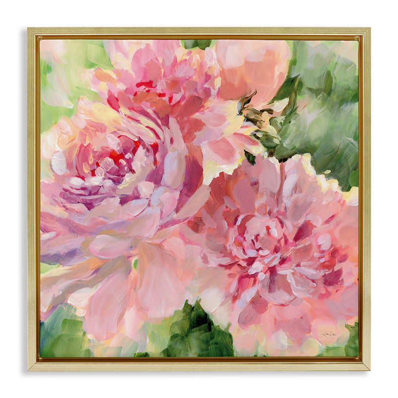 «Flared Peony Petals» par Katrina Pete, H 25 po x l 25 po, Cadre flottant métallique doré