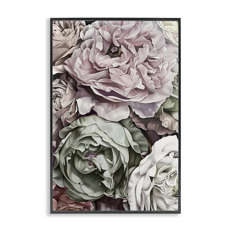 Giclée de roses empilées détaillées, design par Annabelle Hall, H 18 po x l 12 po, Giclée encadrée noir minuit