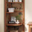 Armoire de coin en bois massif de style rétro à écran peint