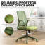 Chaise de bureau ergonomique en maille, supportant jusqu'à 159 kg (350 lb), avec accoudoirs intégrés, verte.-122307684-122307707-122307708