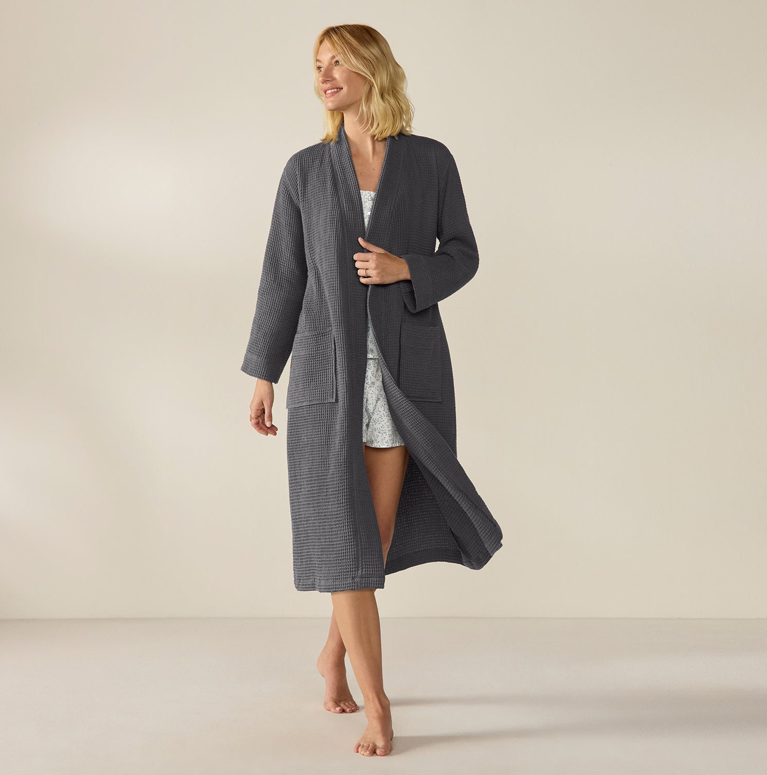 Pebbled Terry Organic Waffle Robe, Large/XLarge, Shadow