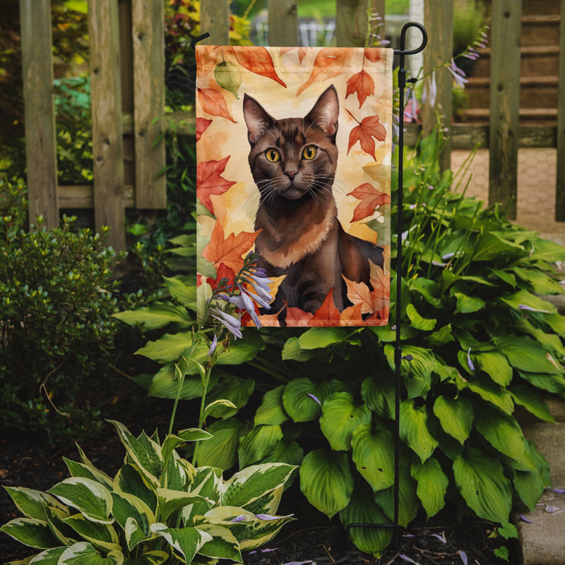 Chat en feuilles d'automne drapeau de jardin, Brun havane